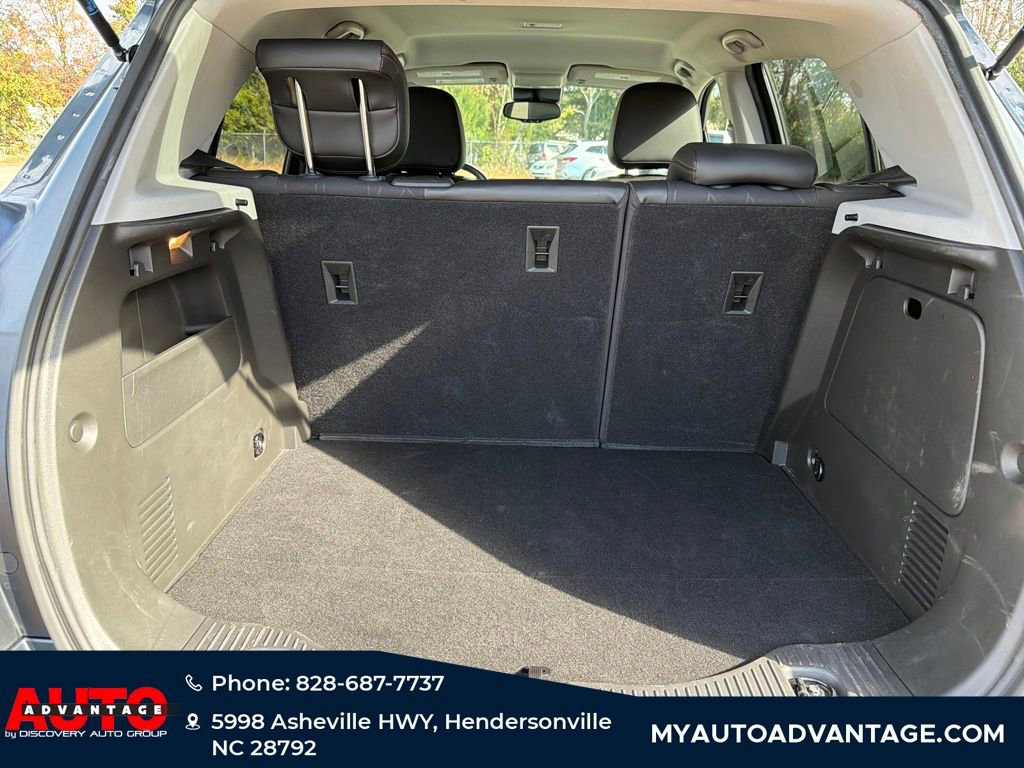 Used 2022 Chevrolet Trax LT w/ Driver Confidence Package image 30