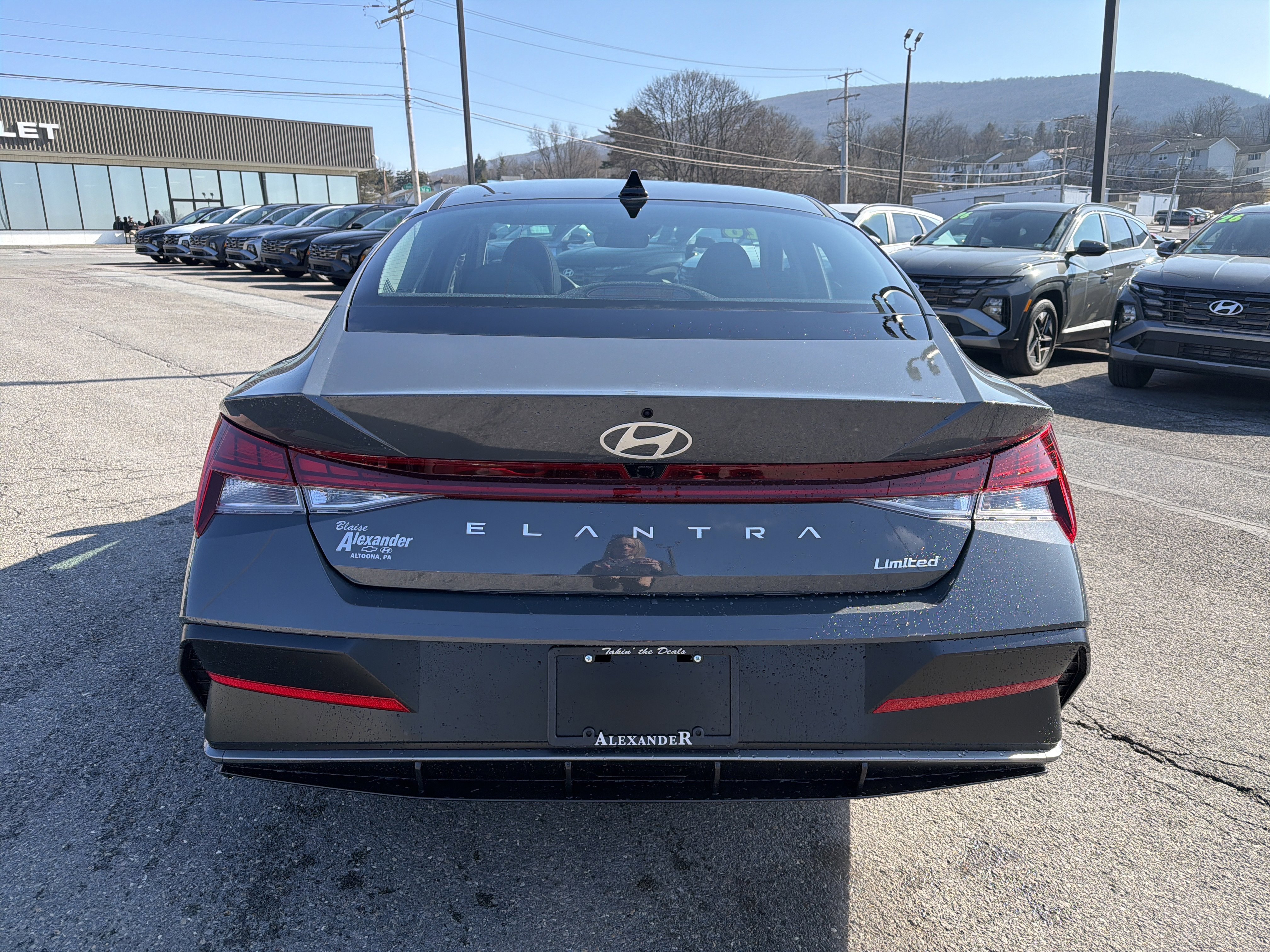 New 2026 Hyundai Elantra Limited w/ Cargo Package video 4