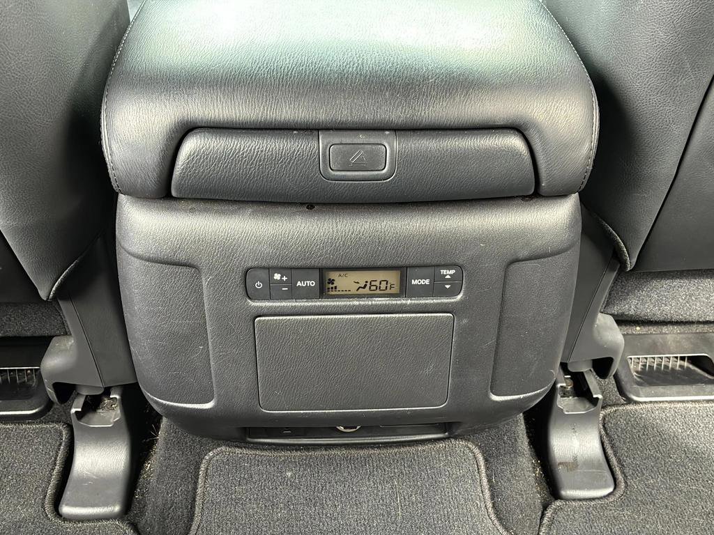 Used 2024 Nissan Armada SL w/ Midnight Edition Package image 22