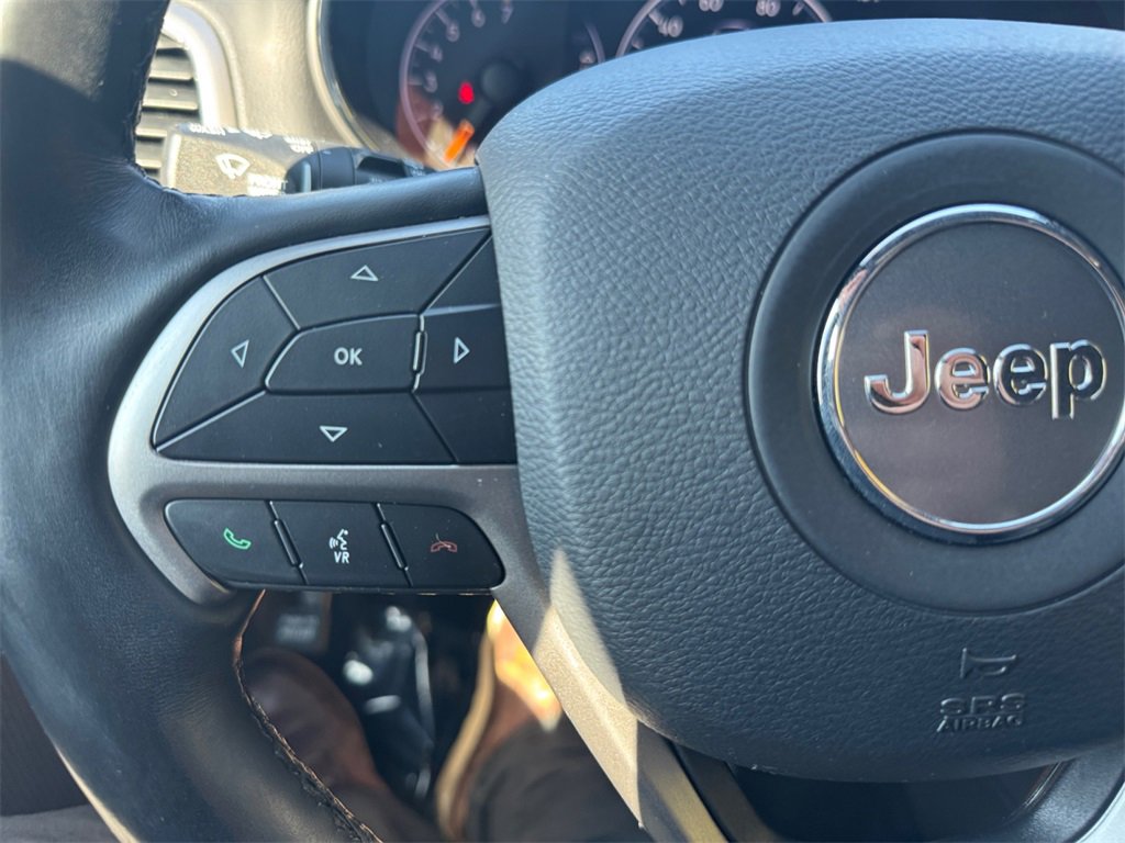 Used 2020 Jeep Grand Cherokee Altitude image 29