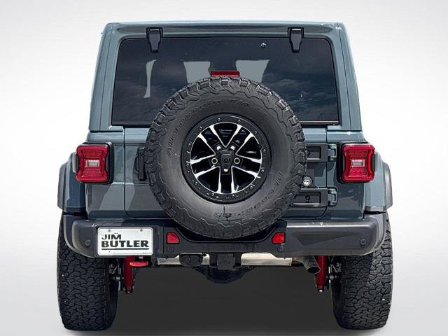 Used 2025 Jeep Wrangler Unlimited Rubicon AWD/4WD image 6