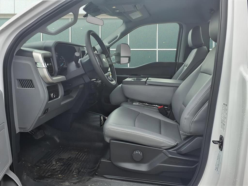 New 2026 Ford F550 2WD Regular Cab Super Duty image 20