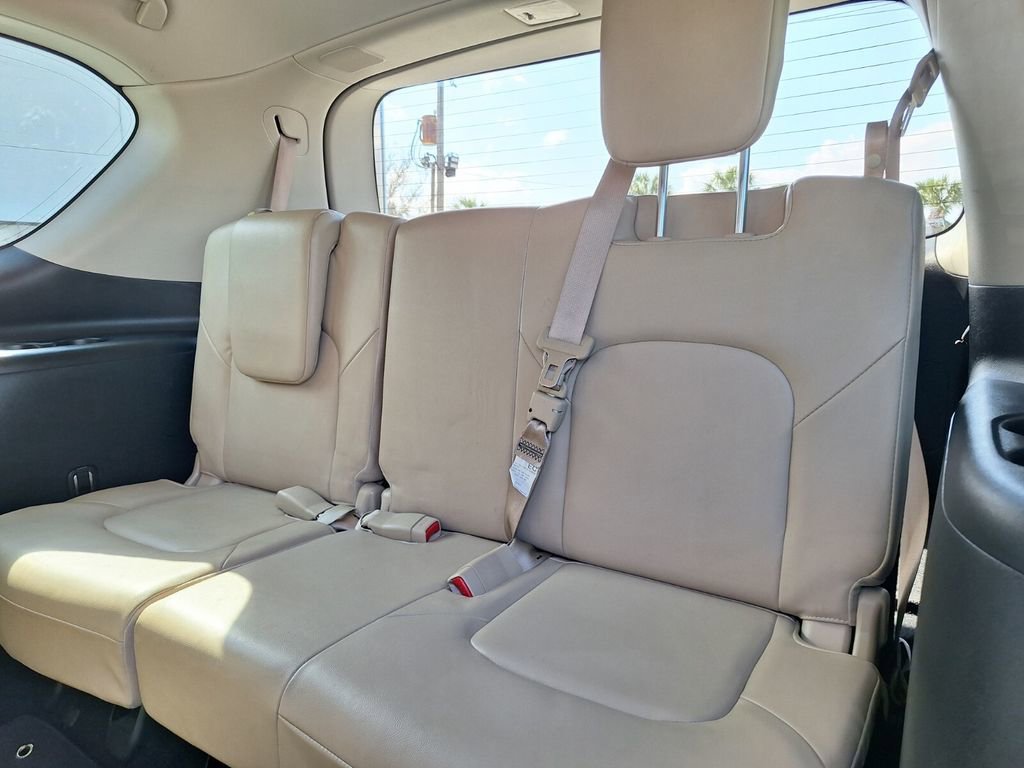 Used 2023 Nissan Armada SL image 10