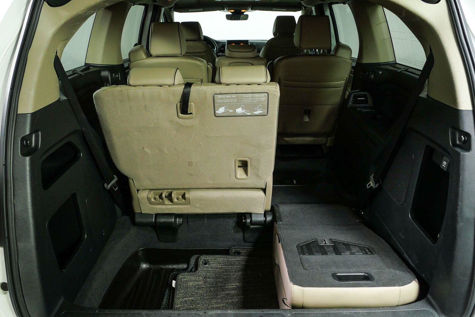 Used 2022 Honda Odyssey Elite image 34