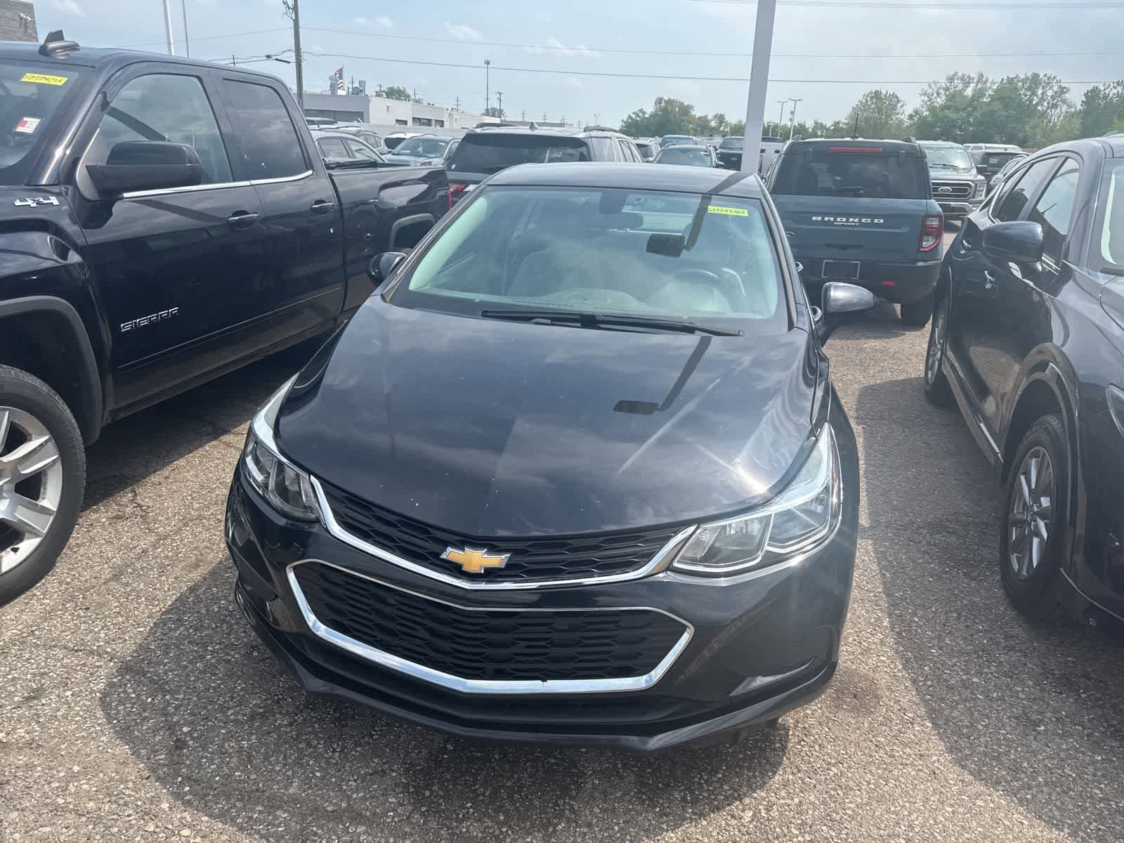 Used 2016 Chevrolet Cruze LS FWD image 3