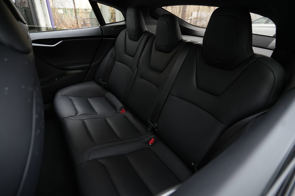 Used 2020 Tesla Model S Performance image 19