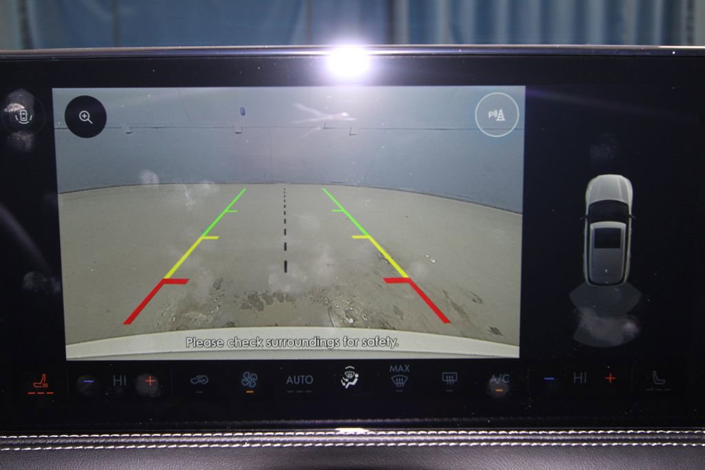 Used 2026 Lincoln Corsair Grand Touring image 14