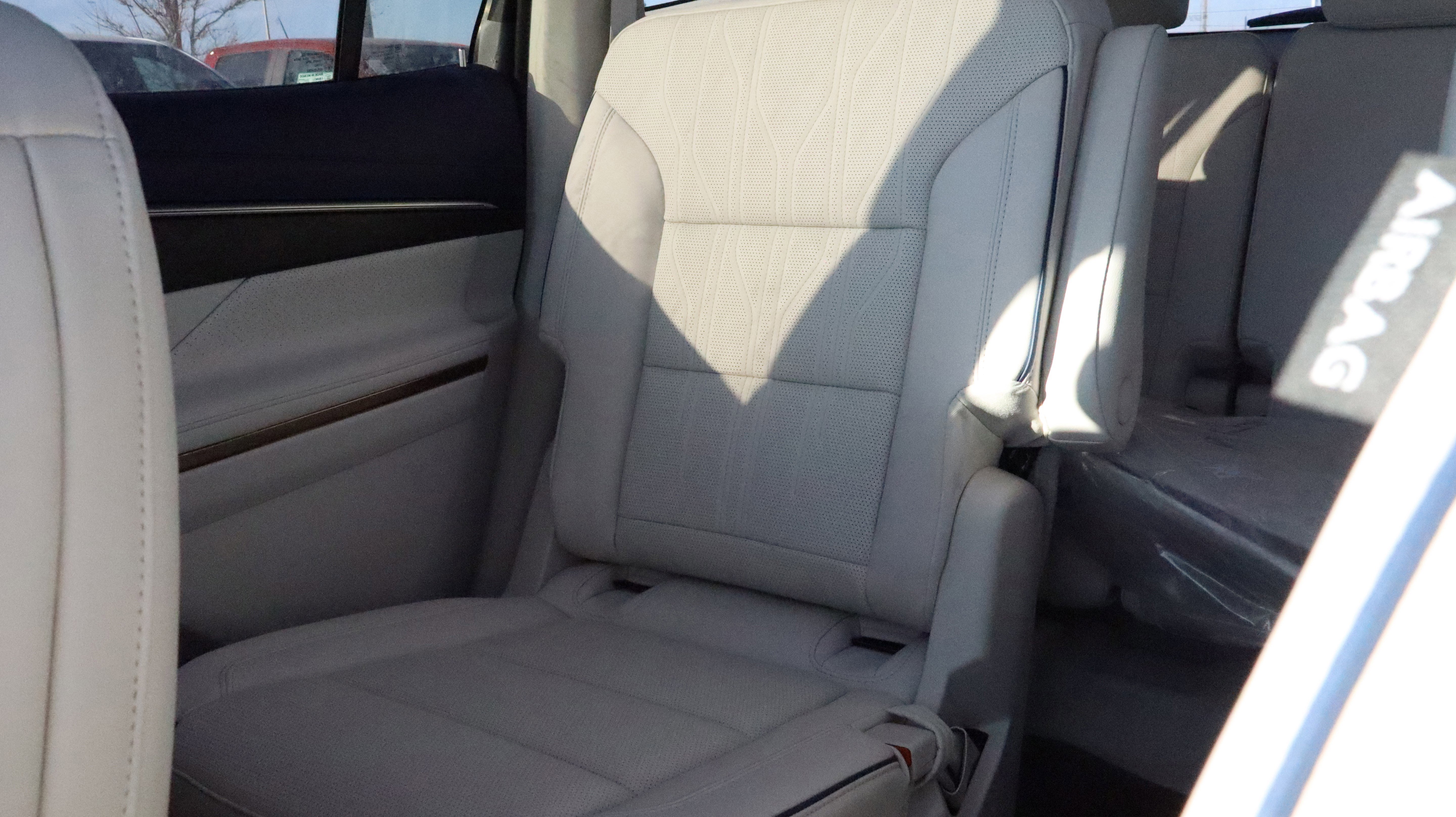 New 2026 Buick Enclave Avenir w/ Super Cruise Package image 13