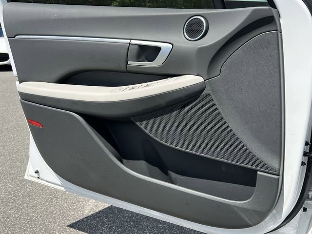 Certified 2025 Hyundai Sonata SEL AWD/4WD image 31