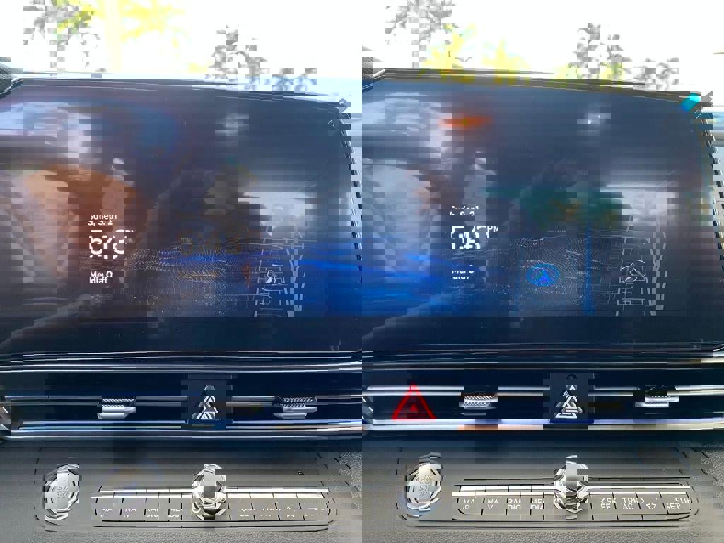 New 2025 Hyundai Elantra SEL image 16