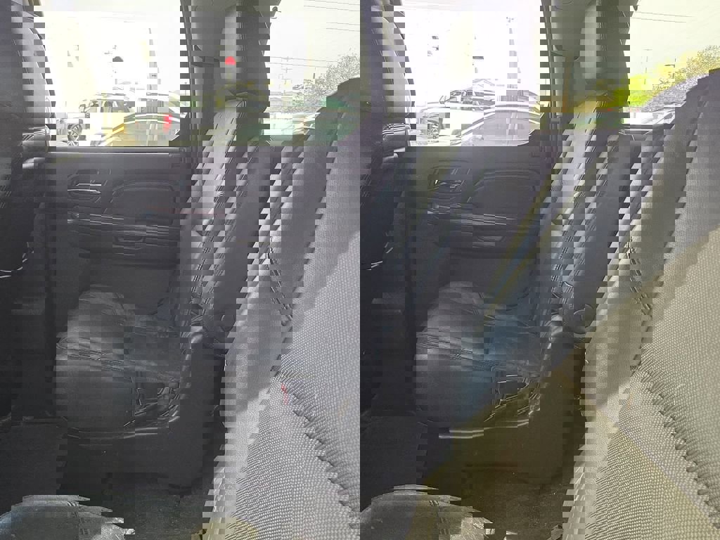 Used 2013 Cadillac Escalade ESV Premium AWD/4WD image 9