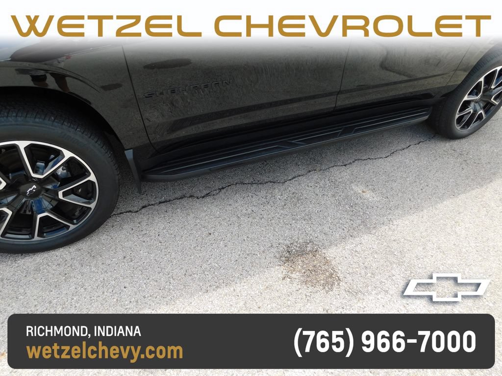 Certified 2022 Chevrolet Suburban RST w/ Luxury Package AWD/4WD image 12