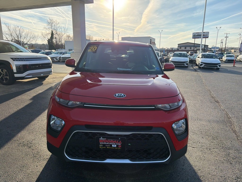 Used 2020 Kia Soul S image 2