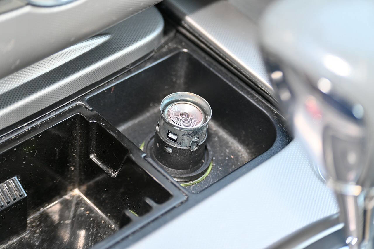 Used 2007 Jaguar XK Convertible image 19