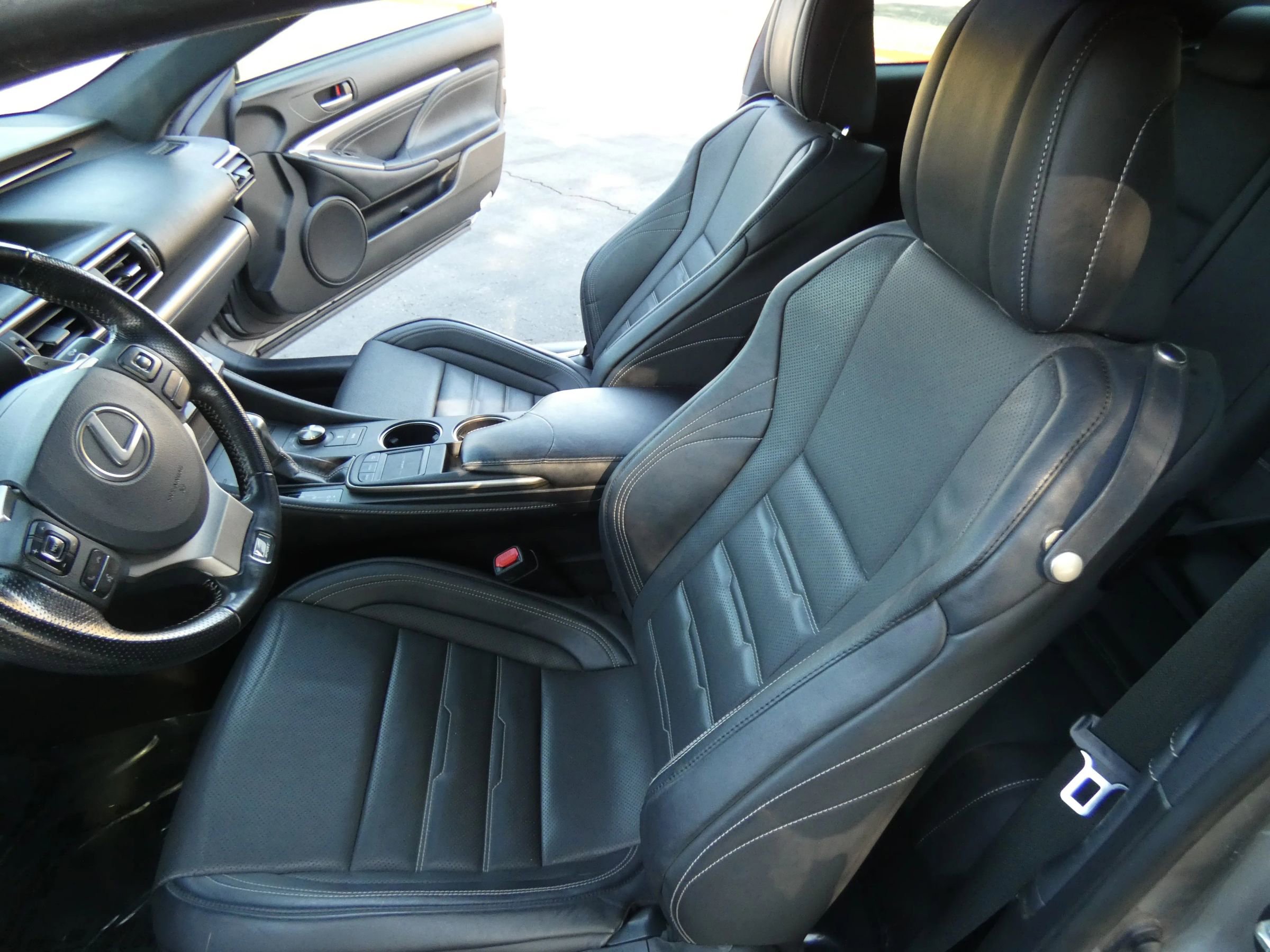 Used 2017 Lexus RC 200t image 49