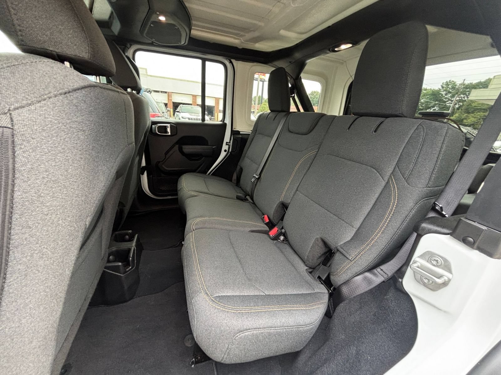 Used 2025 Jeep Wrangler Unlimited Sport AWD/4WD image 24