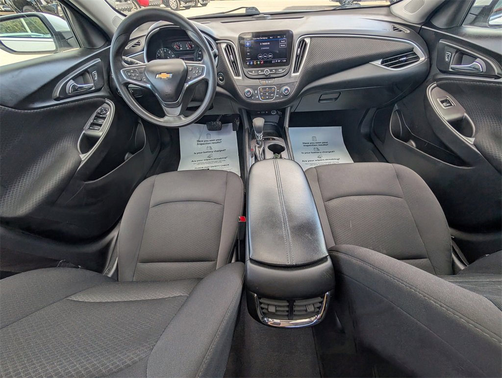 Used 2024 Chevrolet Malibu LT image 25