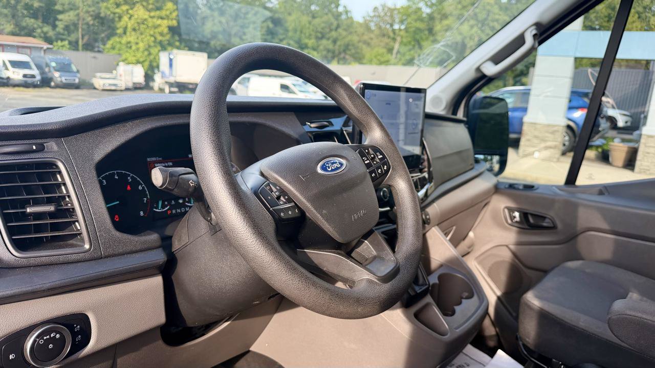 Used 2024 Ford Transit 350 XLT RWD image 16