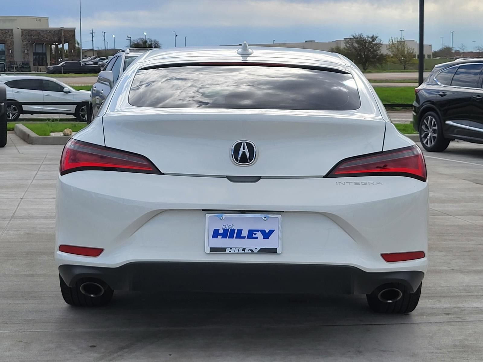 Used 2023 Acura Integra image 4