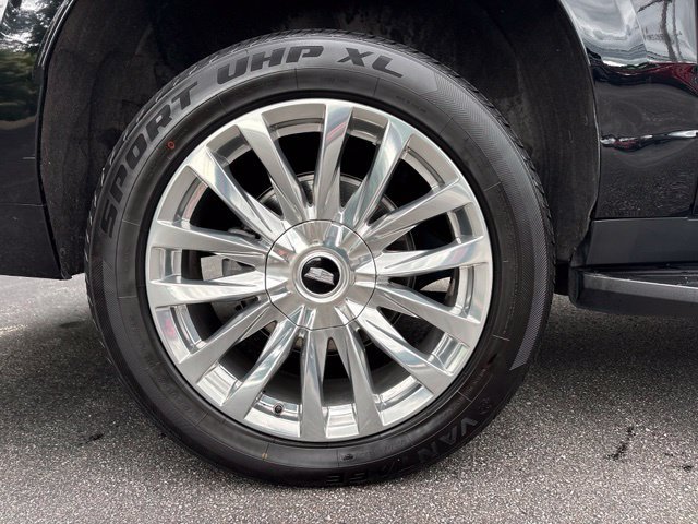 Used 2023 Cadillac Escalade ESV Premium Luxury w/ LPO, Floor Liner Package AWD/4WD image 16