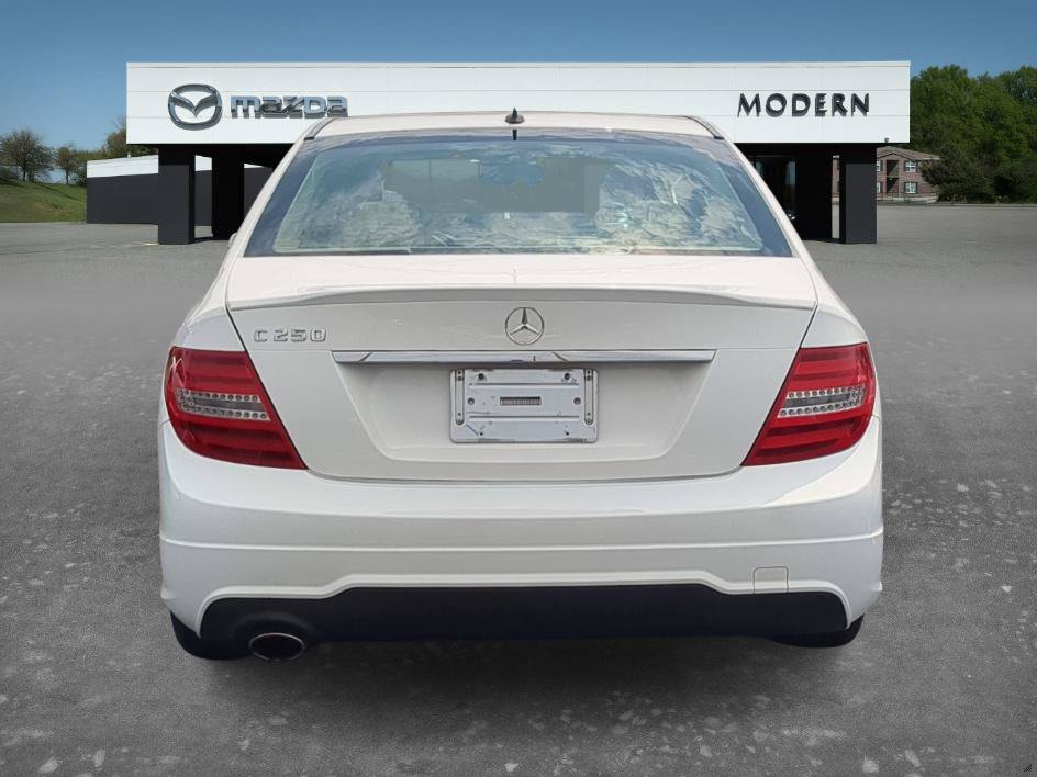 Used 2014 Mercedes-Benz C 250 Sedan image 3