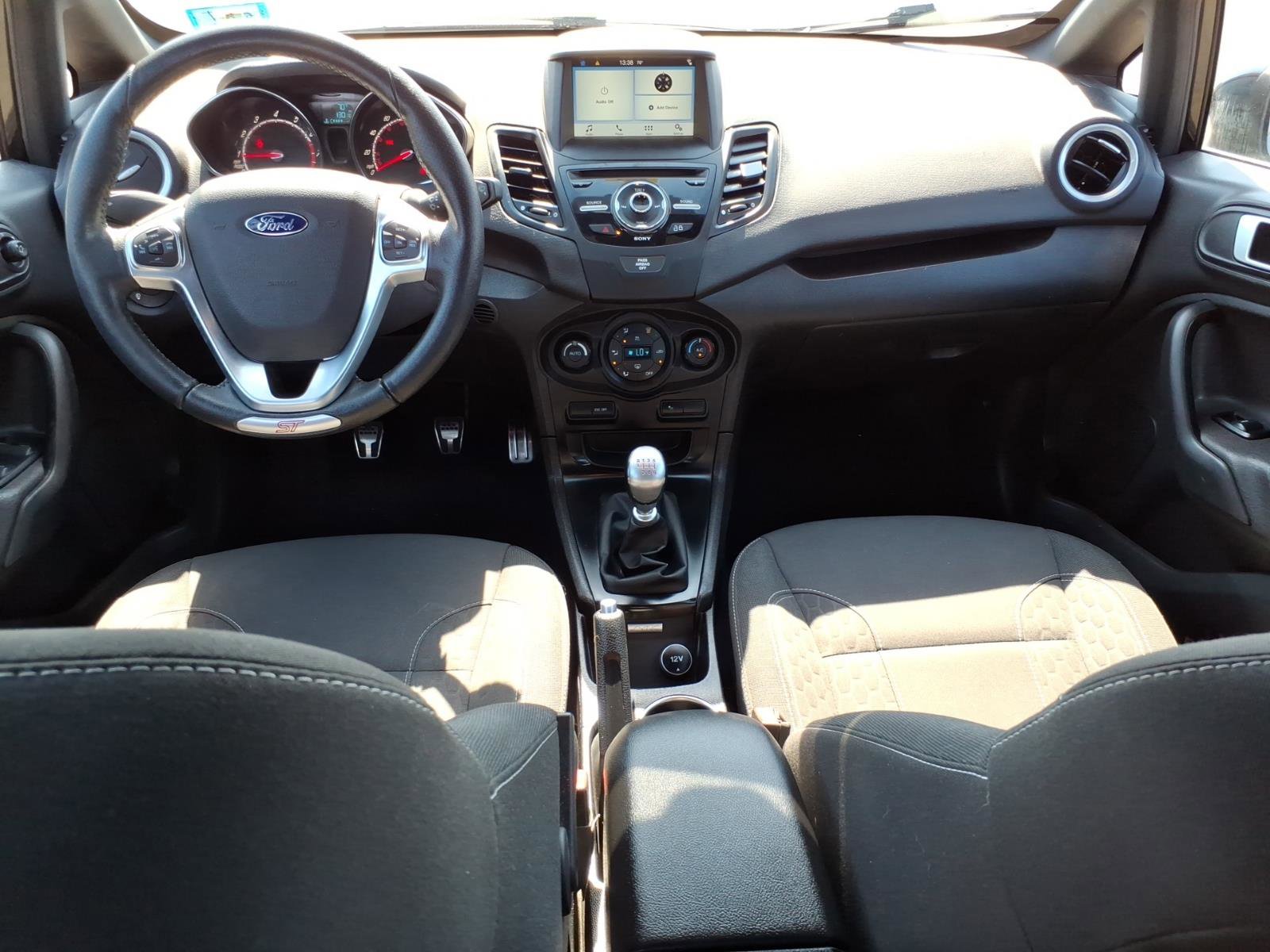 Used 2016 Ford Fiesta ST image 11