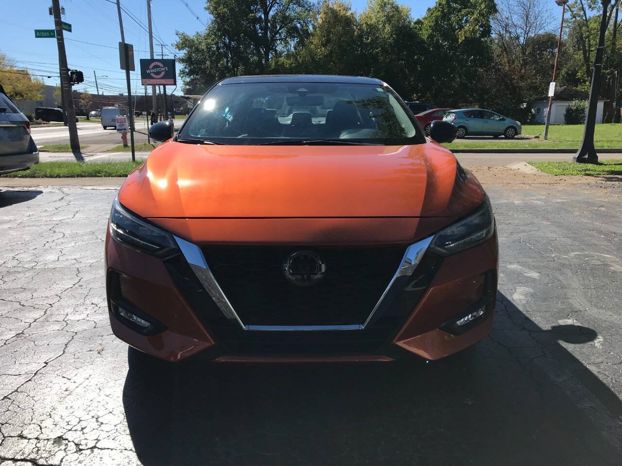 Used 2023 Nissan Sentra SR w/ SR Premium Package FWD image 3