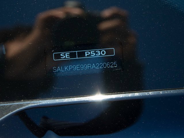 Used 2024 Land Rover Range Rover SE image 32