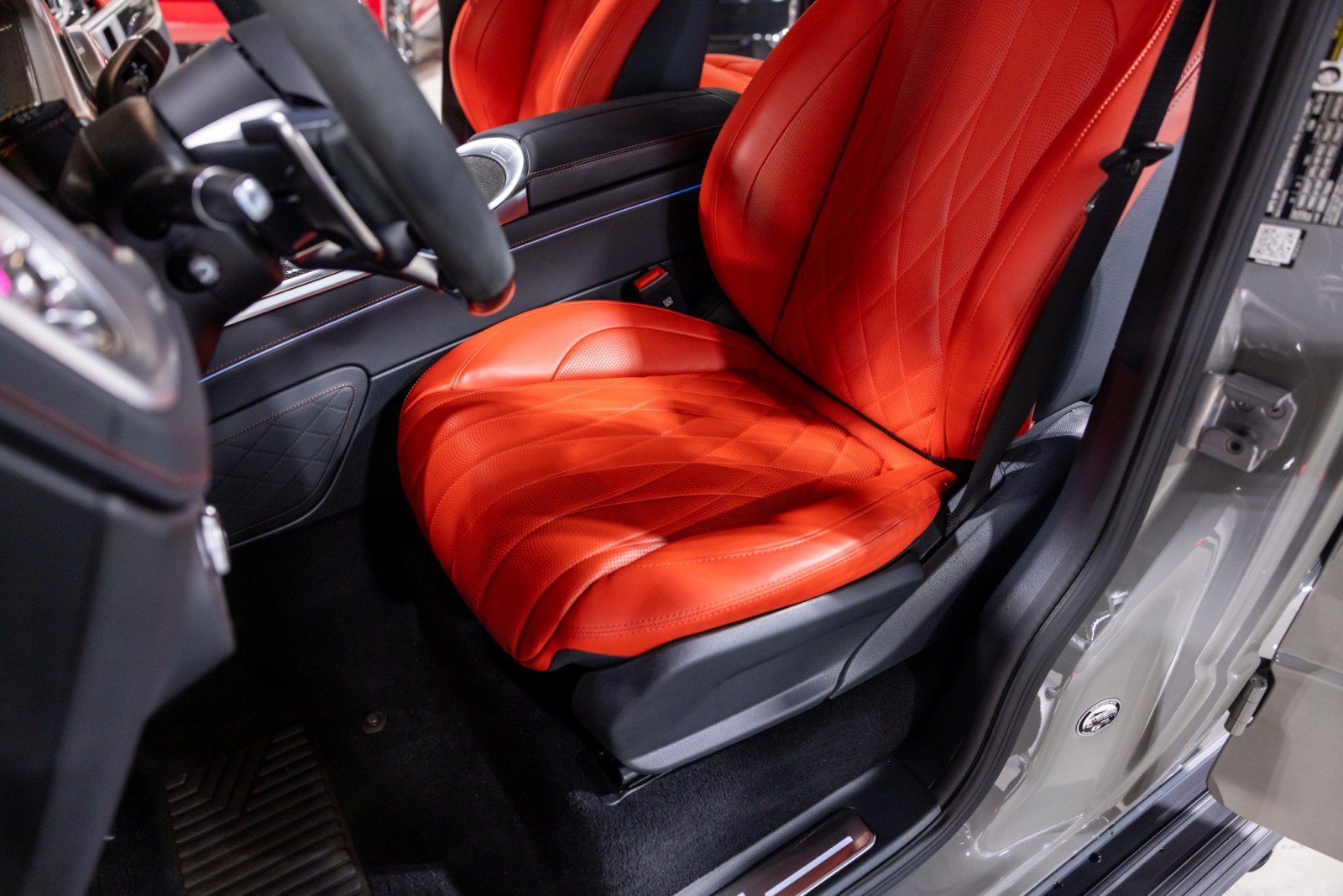 Used 2025 Mercedes-Benz G 63 AMG 4MATIC image 37