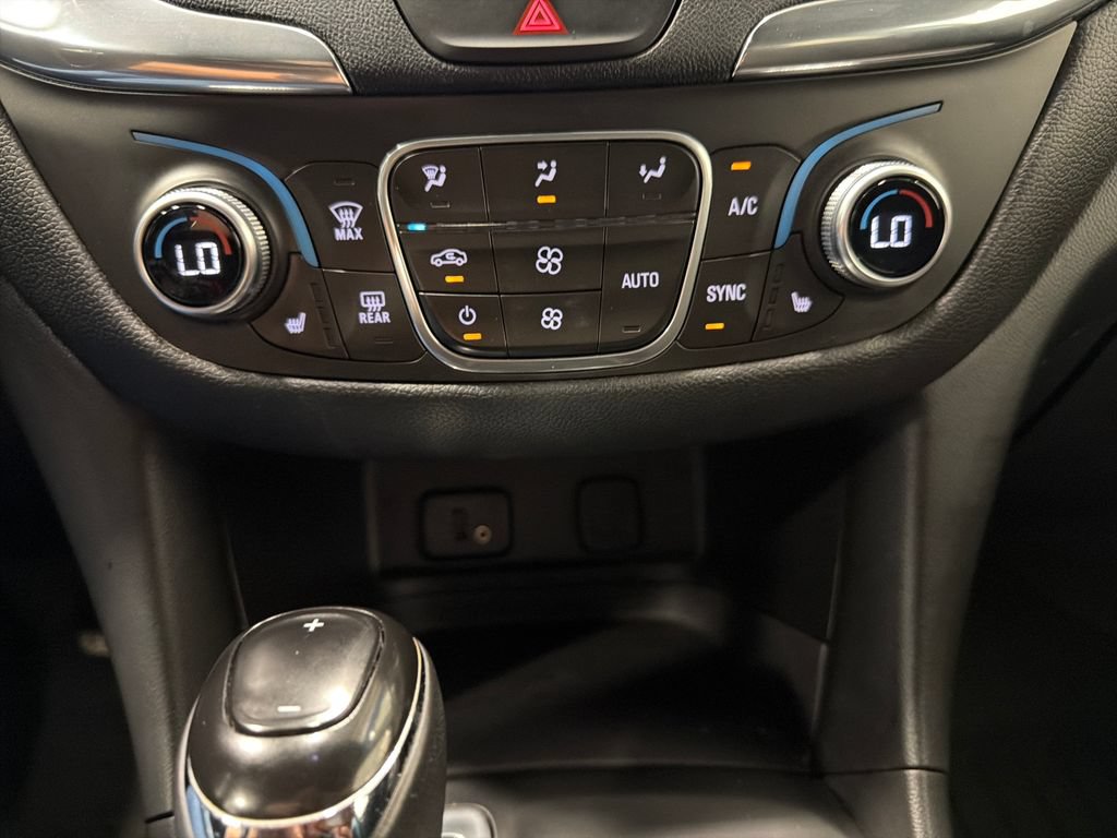 Used 2018 Chevrolet Equinox LT AWD/4WD image 6