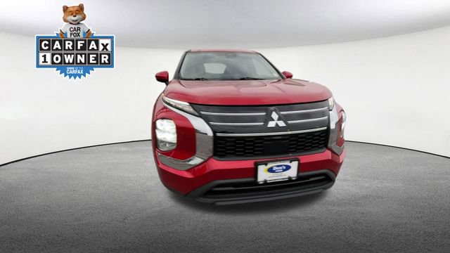 Used 2025 Mitsubishi Outlander ES image 3