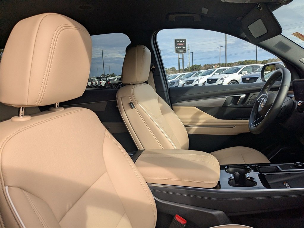 Certified 2025 Buick Enclave Preferred w/ Power Package image 30