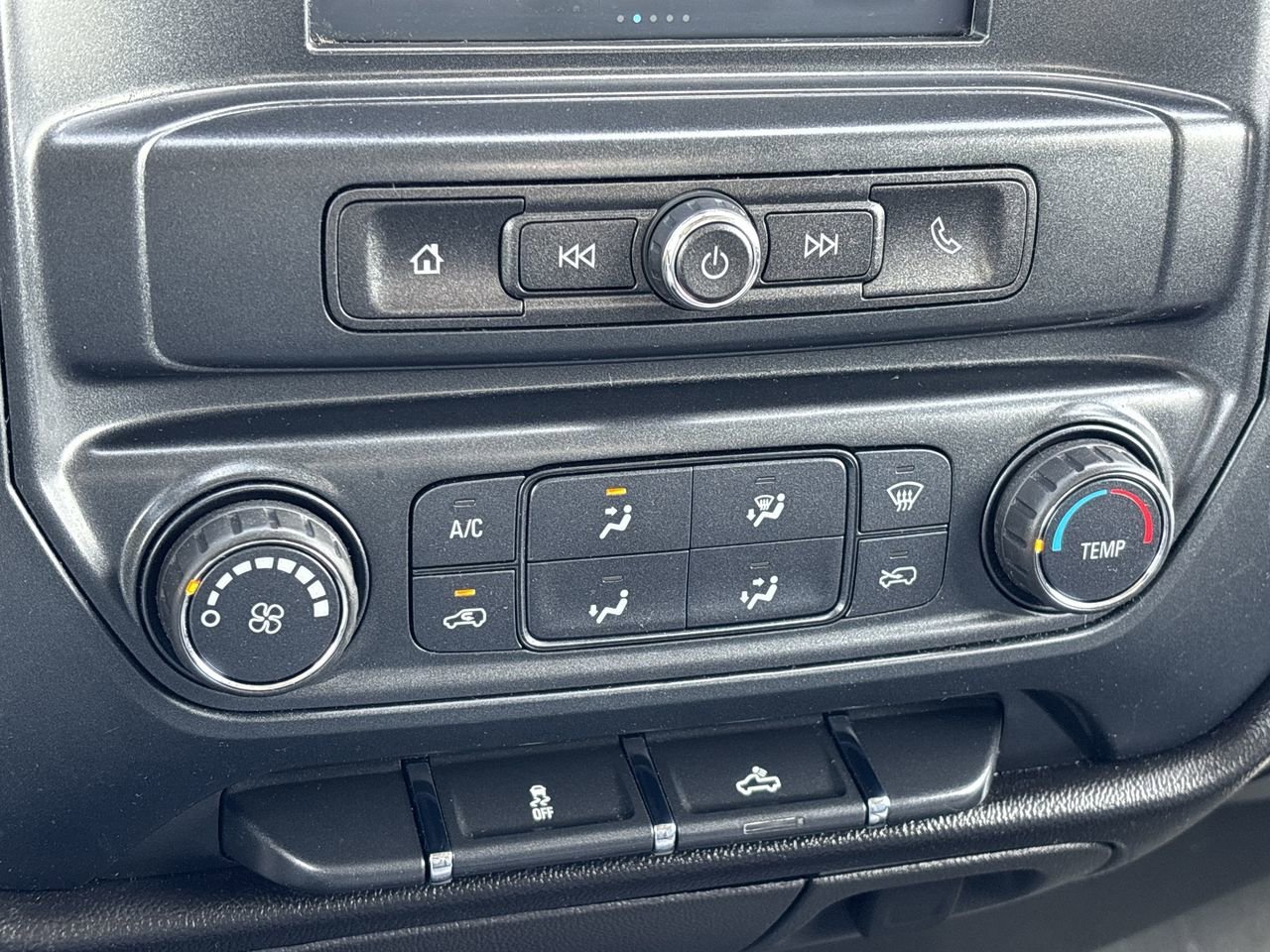 Used 2018 Chevrolet Silverado 1500 W/T RWD image 21