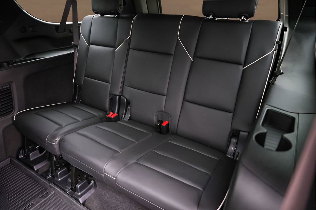 Certified 2025 Cadillac Escalade ESV Premium Luxury w/ Touring Package AWD/4WD image 23