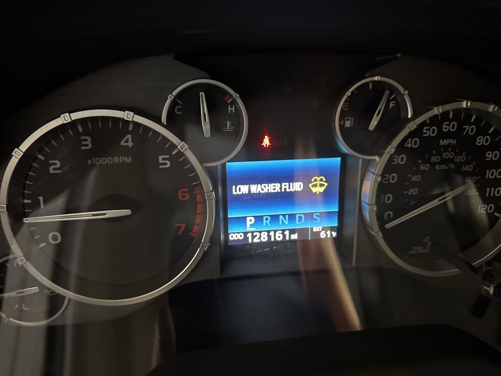 Used 2017 Toyota Tundra SR5 w/ SR5 Upgrade Package AWD/4WD image 39