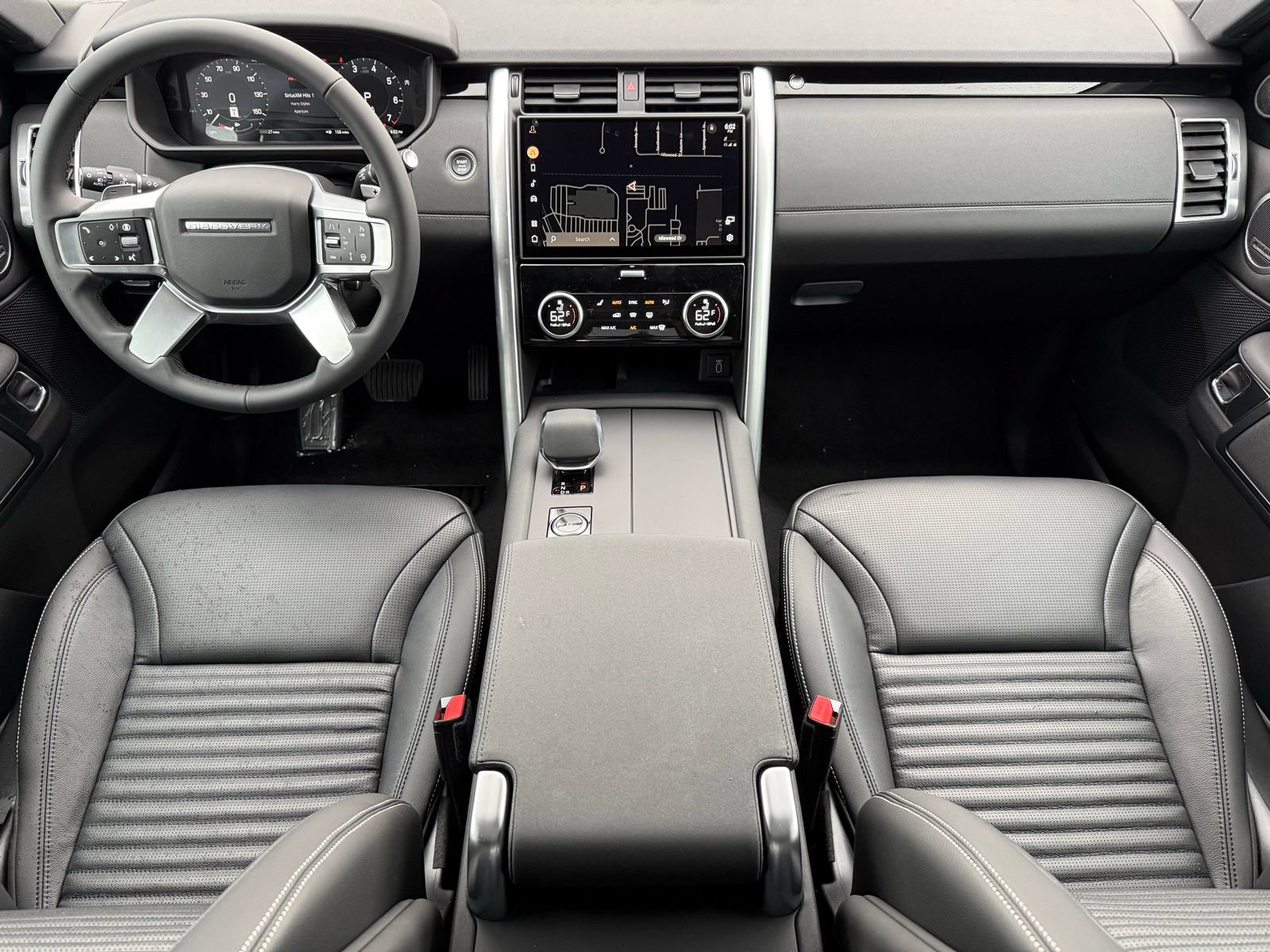 New 2026 Land Rover Discovery S AWD/4WD image 22