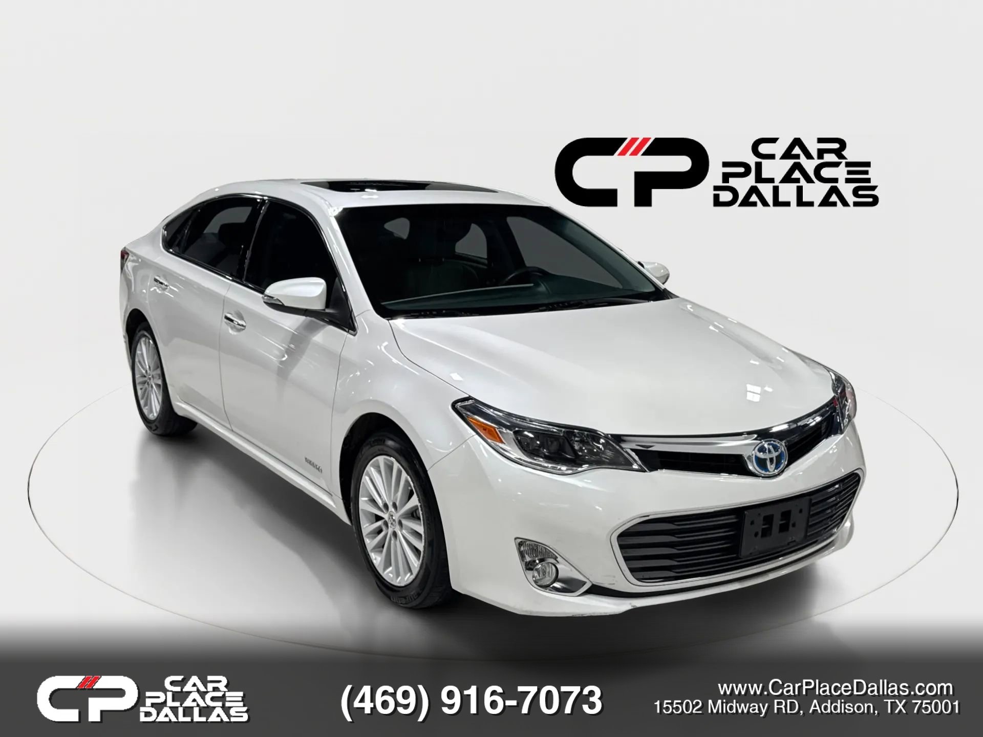 Used 2015 Toyota Avalon XLE Touring FWD image 2