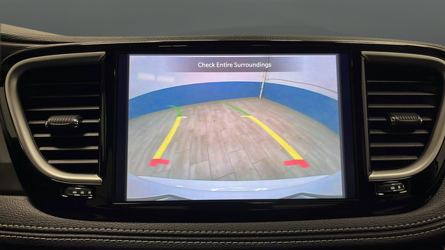 Used 2026 Chrysler Pacifica Select FWD image 14