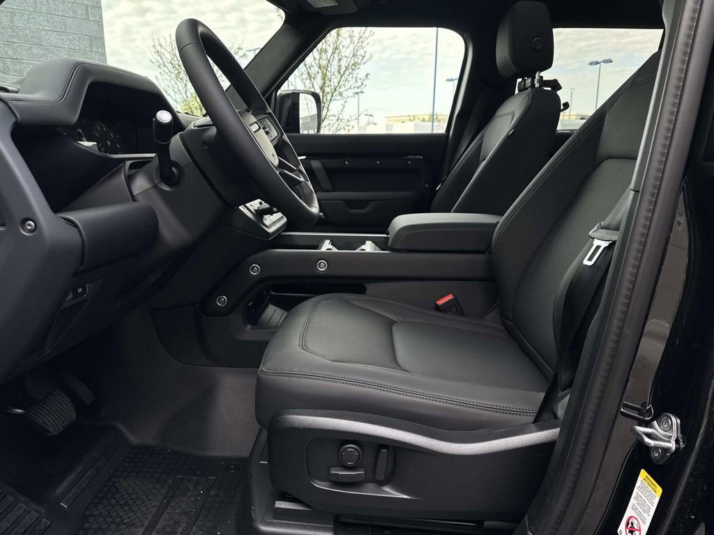 New 2026 Land Rover Defender 110 S AWD/4WD image 20