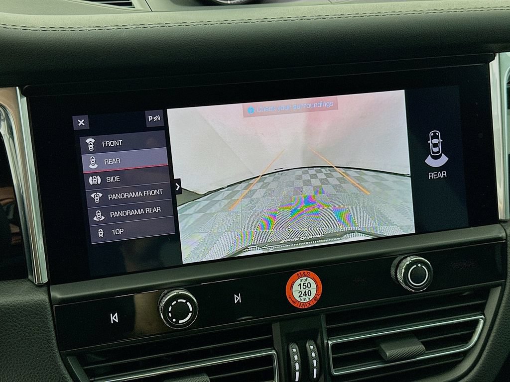 Certified 2025 Porsche Macan S AWD/4WD image 17
