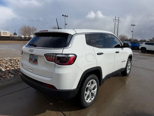 Used 2025 Jeep Compass Sport image 6