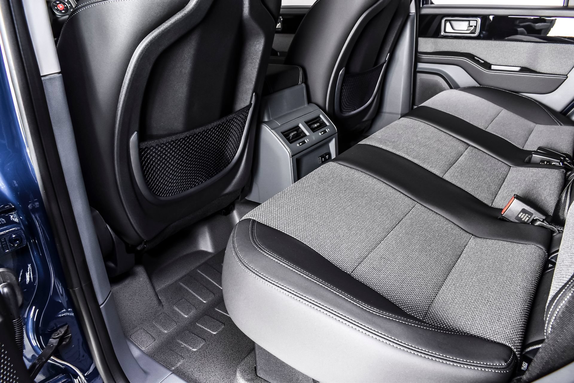 New 2026 INEOS Grenadier Station Wagon AWD/4WD image 19