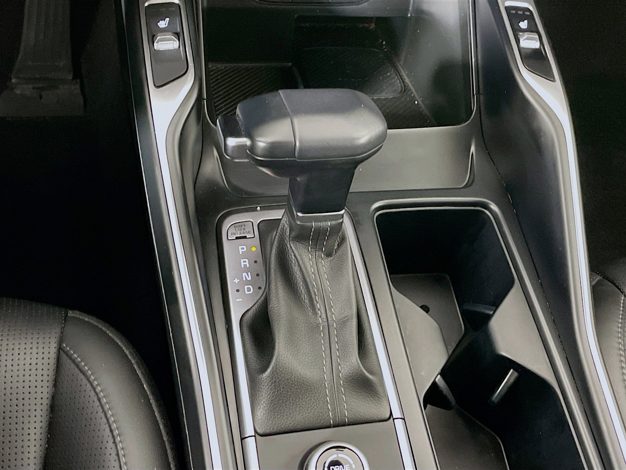 Used 2024 Kia Sorento S image 25