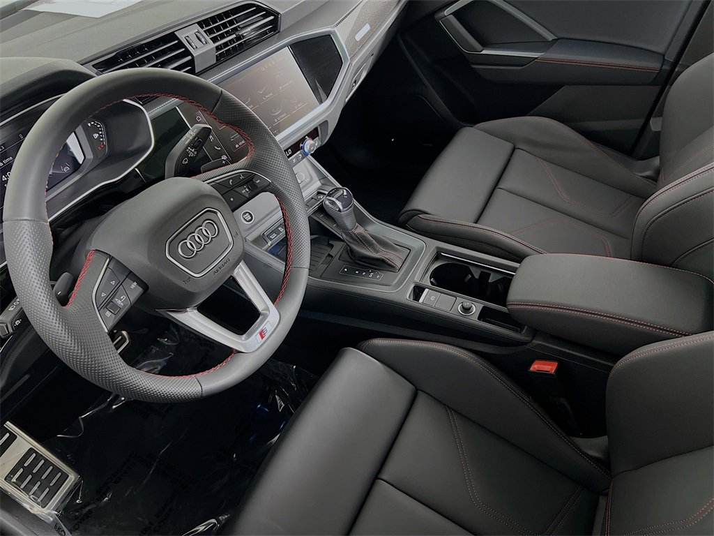 New 2025 Audi Q3 2.0T Premium Plus image 23