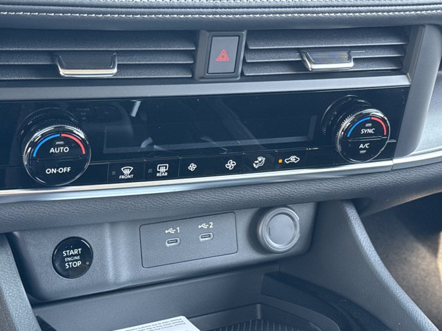 New 2025 Nissan Rogue SV AWD/4WD image 16