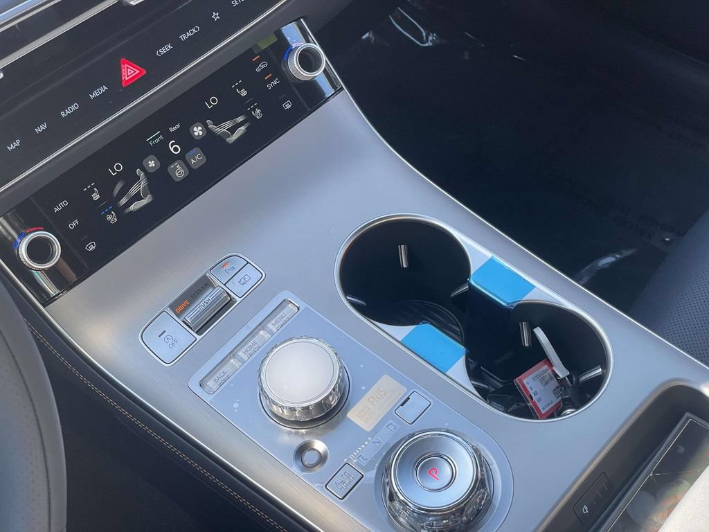 New 2026 Genesis GV70 3.5T Sport Advanced AWD/4WD image 18