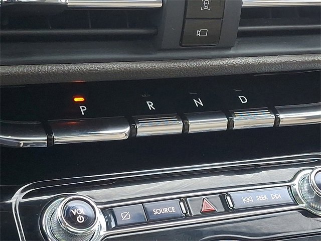 Used 2022 Lincoln Corsair Reserve w/ Equipment Group 201A image 15