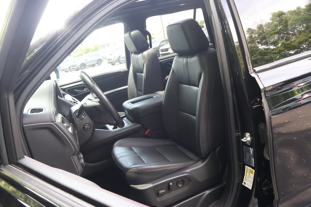 Certified 2022 Chevrolet Tahoe RST w/ Sport Performance Package AWD/4WD image 30