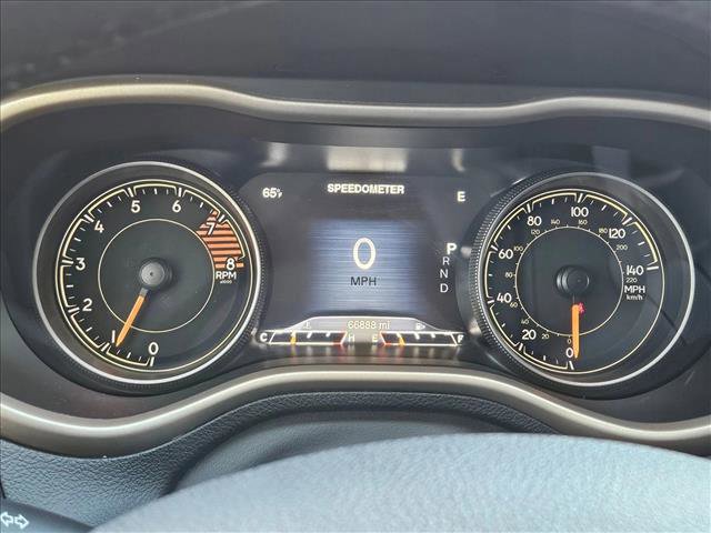 Used 2018 Jeep Cherokee Limited image 9