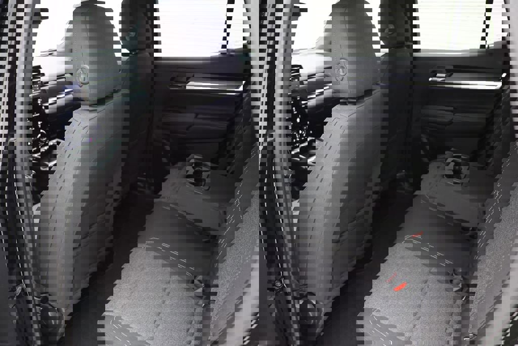 Used 2025 GMC Terrain Elevation image 10